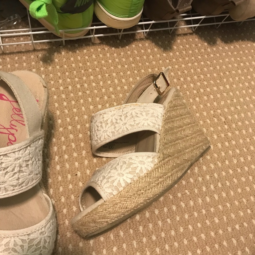 Heels - Picture 2 of 4